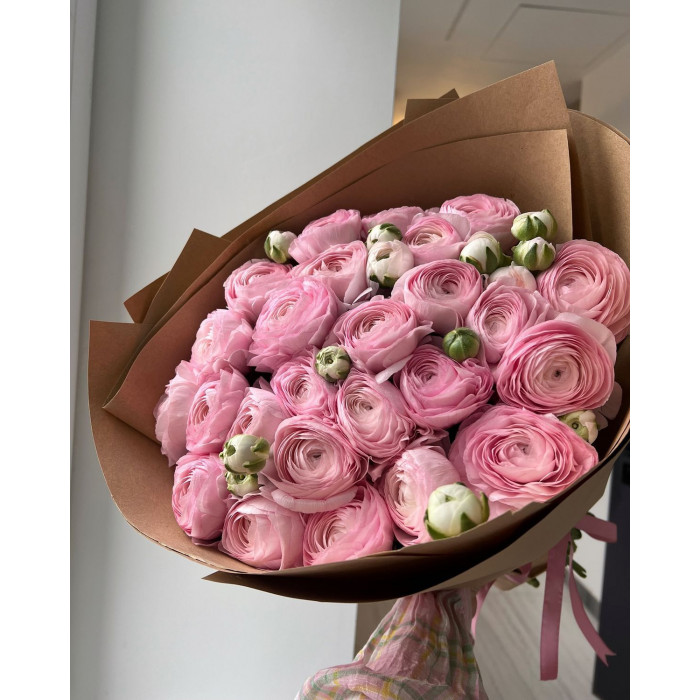 Ранункулюсы в Балхаше