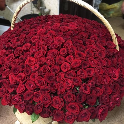Купить на заказ 1001 роза с доставкой в Балхаше