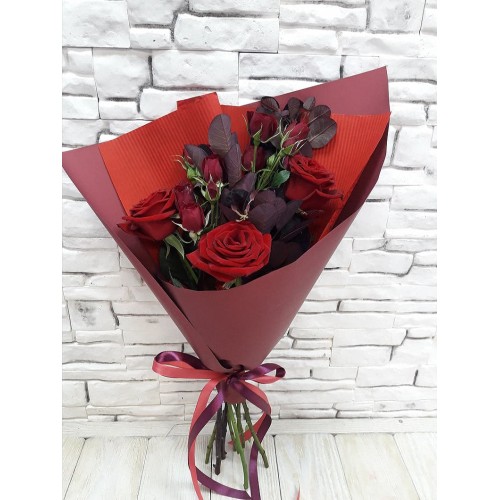 Купить на заказ Букет из 3 красных роз с доставкой в Балхаше