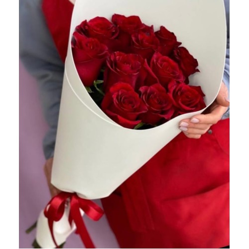 Купить на заказ Букет из 11 красных роз с доставкой в Балхаше