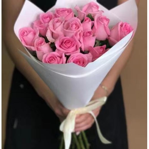 Купить на заказ 15 розовых роз с доставкой в Балхаше
