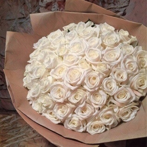 Купить на заказ Букет из 101 белой розы с доставкой в Балхаше